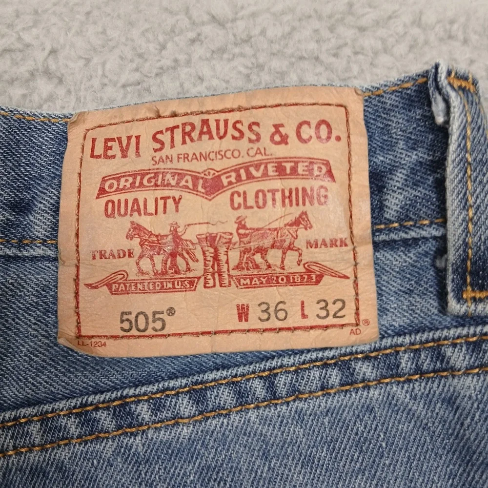 Levi's 505 Straight Fit‎ Jeans Men's 36x32 Light Wash Made in Mexico